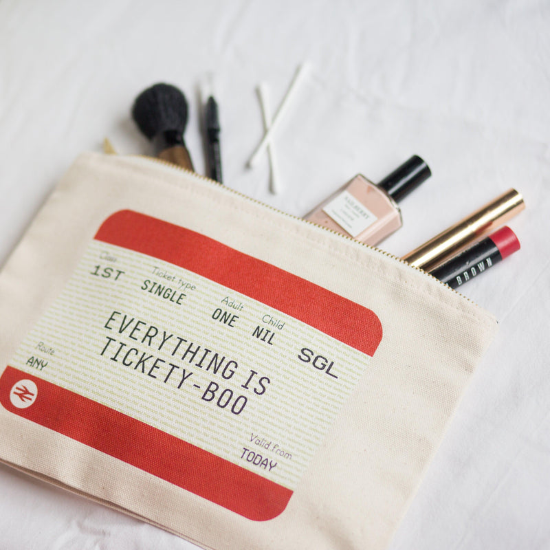 Make up bag with funny quote about life
