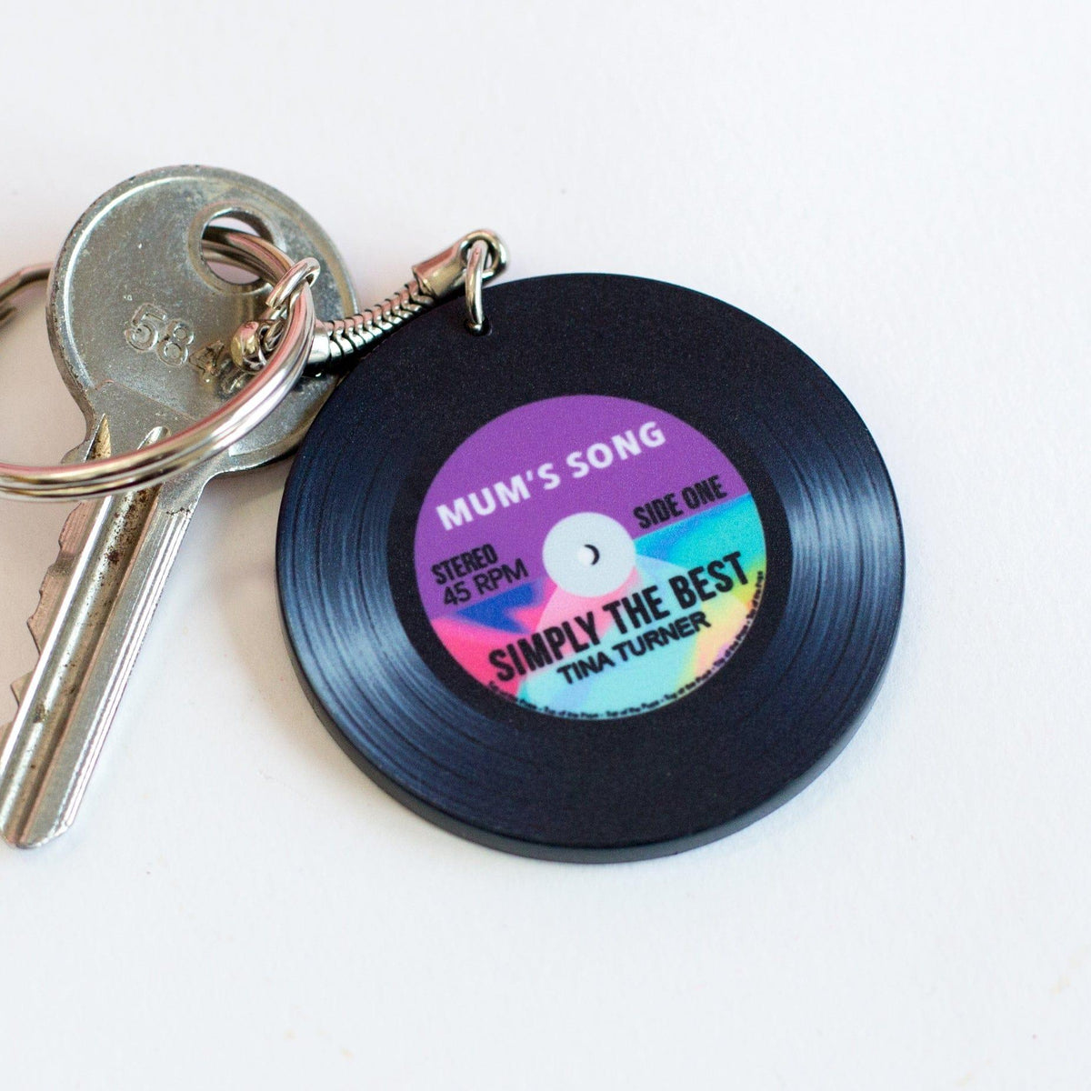 'Mum's Song' Personalised Vinyl Keyring for Mum - Of Life & Lemons®