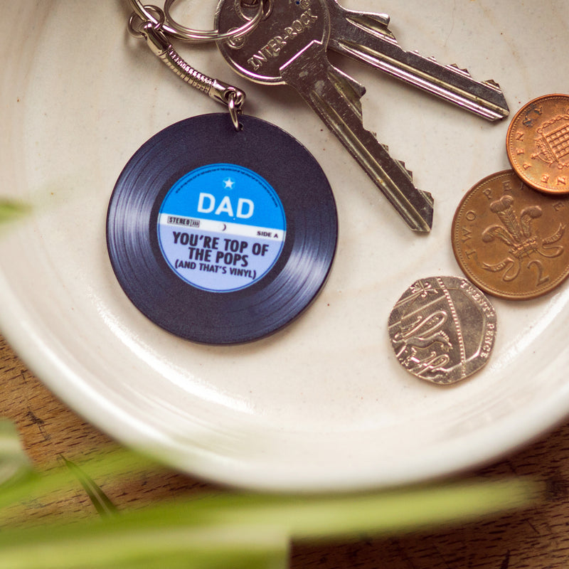 Vinyl record keyring printed with a message for Dad